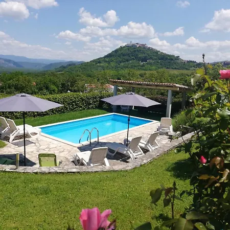 Valentino Casa de hóspedes 3*