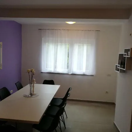 Valentino Casa de hóspedes 3*
